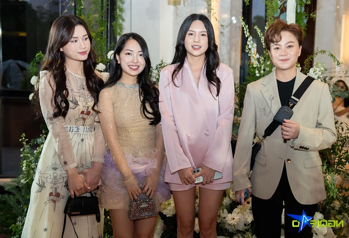V-League Football Stars and Partners Glam Up Doan Van Hau's Star-Studded Wedding