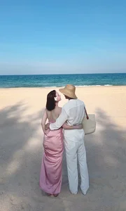 Vietnamese Celebrity News: Dinh Manh Ninh's Emotional Wedding and Doan Van Hau's Firstborn - image 3