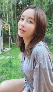 Luxury Camping with Ikumi (193iKkyu3) – June 2023 Fantia Collection Gallery - image 2