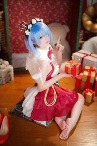 Seele Mai Mai Rem Christmas Story Cosplay Photo Gallery - image 13