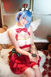 Seele Mai Mai Rem Christmas Story Cosplay Photo Gallery - image 1