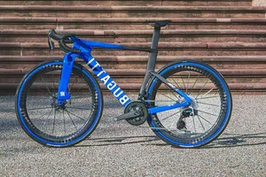Bugatti Partners with Factor Bikes for Ultra-Exclusive Road Bicycle - image 6
