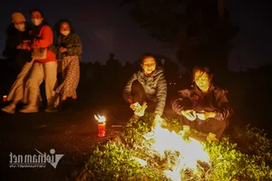 The Mysterious Yin-Yang Market: A Midnight Spiritual Tradition in Bac Ninh - image 2