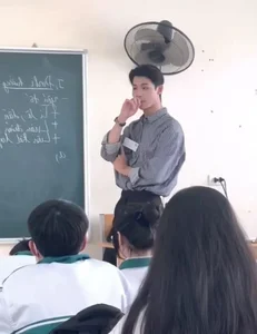Handsome 90s-Born Teacher Wins Hearts and Goes Viral Online - image 1