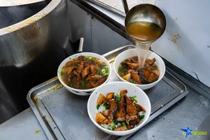 Authentic Hai Phong Spicy Fish Noodle Soup: Serving 800 Bowls Daily - image 2