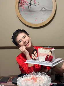 The Empowered Life of Actor Xuan Bac’s Wife: Radiating Vitality and Independence - image 3
