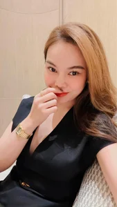 Vietnamese Showbiz Updates: Quang Le Mourns Mother, Diva Hong Nhung's Latest Appearance - image 8