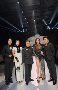 Vietnamese Showbiz Updates: Quang Le Mourns Mother, Diva Hong Nhung's Latest Appearance - image 37