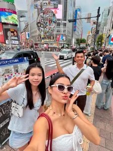 Vietnamese Showbiz Updates: Quang Le Mourns Mother, Diva Hong Nhung's Latest Appearance - image 28