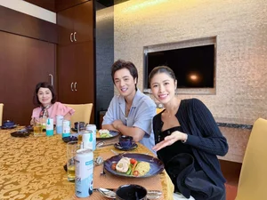 Vietnamese Showbiz Updates: Quang Le Mourns Mother, Diva Hong Nhung's Latest Appearance - image 5