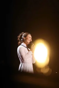 Vietnamese Showbiz Updates: Quang Le Mourns Mother, Diva Hong Nhung's Latest Appearance - image 19