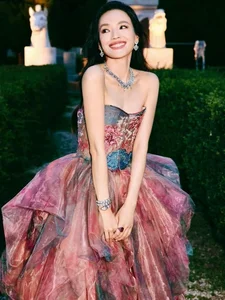 Ageless Beauty: Shu Qi's Stunning Looks and Timeless Elegance in Her 50s - image 0