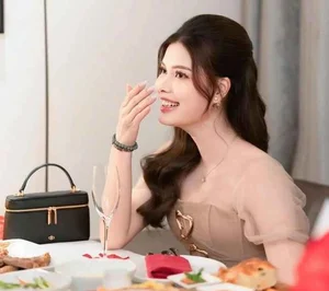 Romantic Proposal: The Stunning Beauty Who Won the Heart of Quang Nam FC's Head Coach - image 9