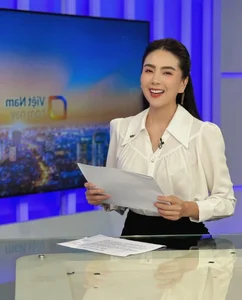 Inside the Elegant Lifestyle of VTV's Most Beautiful Television Host - image 4