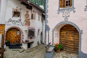 The Picturesque European Village That Banned Tourists from Taking Photos - image 8