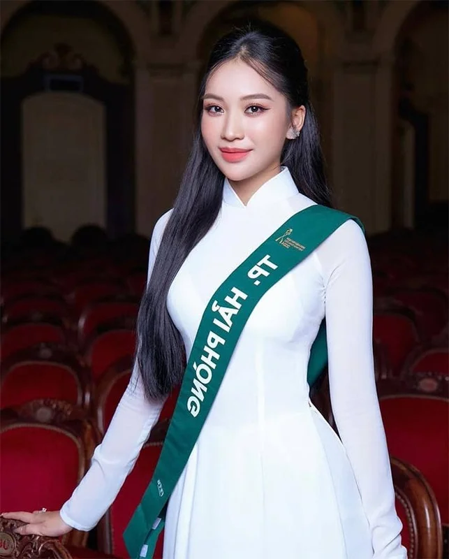 The Radiant Beauty of New Miss Vo Cao Ky Duyen