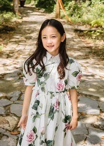 Celebrity Daughter’s Stunning Long Hair Becomes the Envy of Moms Everywhere - image 5
