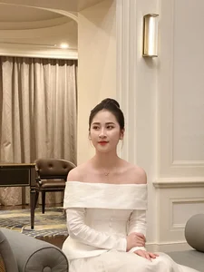 Sao Mai Nghe An Champion Captivates with Heavenly Voice and Stunning Looks - image 2