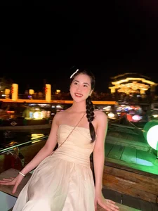 Sao Mai Nghe An Champion Captivates with Heavenly Voice and Stunning Looks - image 1