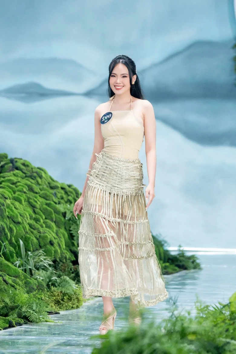 From Manager to Queen: The Stunning Transformation of a Miss Earth Contestant