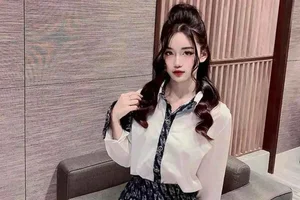 Meet Trang Bui: The Stunning and Fashion-Forward Girlfriend of Footballer Nguyen Van Truong - image 8