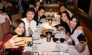 Thanh Son and Kha Ngan Spark Dating Rumors While Vietnamese Stars Celebrate Christmas - image 6