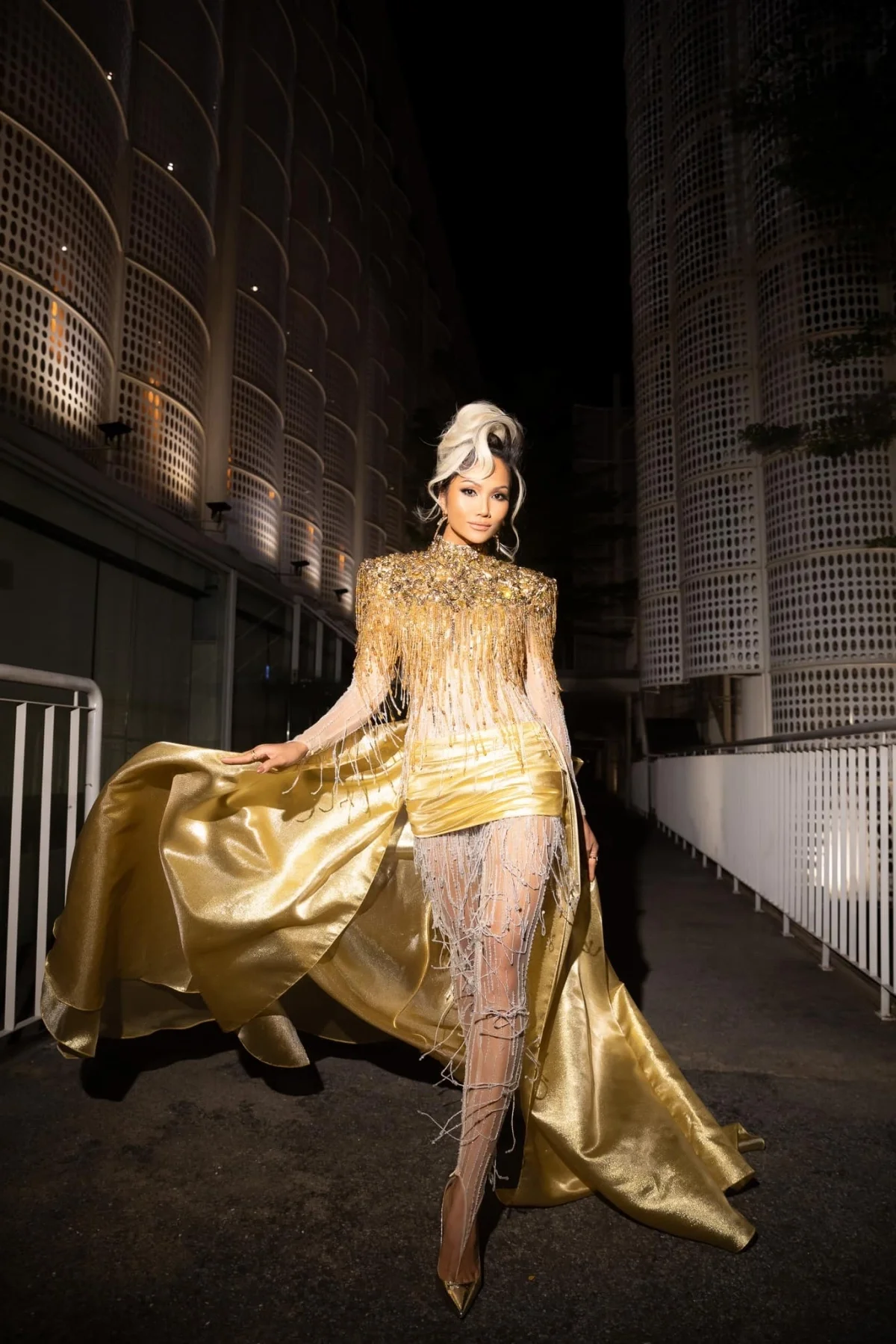 Top 10 Most Stunning Gowns on the Star of the Year 2022 Blue Carpet
