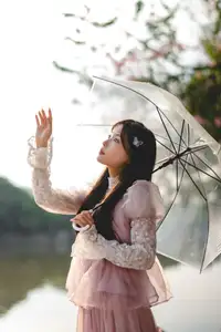 Vol.8632 Nan Yi: Dreamy Youth by the River, A Poetic & Romantic Blossom - image 4