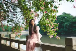 Vol.8632 Nan Yi: Dreamy Youth by the River, A Poetic & Romantic Blossom - image 0