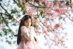 Vol.8632 Nan Yi: Dreamy Youth by the River, A Poetic & Romantic Blossom - image 6