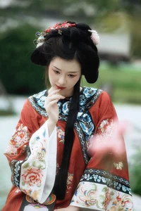 Explore YiTuYu Art Language Vol.5243: Yue Bai Xing Xi Gallery - image 13
