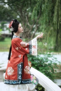 Explore YiTuYu Art Language Vol.5243: Yue Bai Xing Xi Gallery - image 9