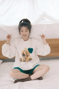 Captivating Visuals: YiTuYu Art Language Vol.4713 Shui Jiao Bu Zha Yan Collection - image 6