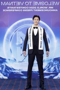 Dashing Nam Vuong Pageant Stars: A Close-Up at the Vietnam Title Ceremony - image 11