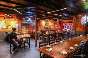 Hanoi's New Food Streets: The Struggle to Attract Local Foodies - image 3