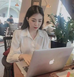 Vietnamese Footballer Nguyen Phong Hong Duy Prepares for Upcoming Wedding - image 6