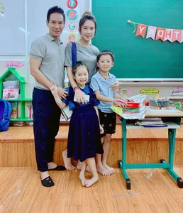 Why Wealthy Vietnamese Celebrities Choose Public Schools for Their Children - image 5