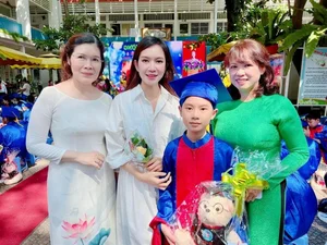 Why Wealthy Vietnamese Celebrities Choose Public Schools for Their Children - image 2