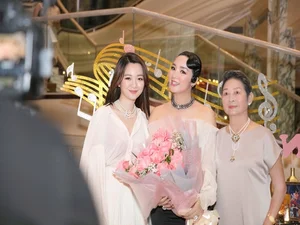 Inside the Luxurious and Ageless Life of Miss Hung Temple Giang My at 52 - image 1