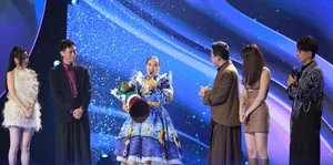 The Masked Singer Vietnam: Khanh Linh Reflects on Her Emotional Elimination - image 0