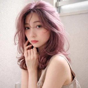 Gorgeous Face-Framing Long Hairstyles: The Top Trends for 2026 - image 5