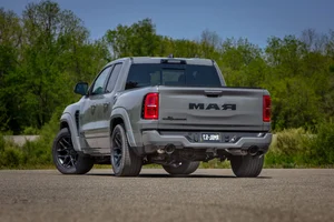 Ram Unveils 777 HP Rumble Bee: The High-Performance Successor to the SRT10 - image 16