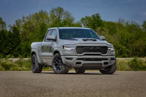 Ram Unveils 777 HP Rumble Bee: The High-Performance Successor to the SRT10 - image 12