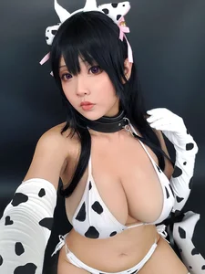 Hana Bunny Showcases Creative Cow Bikini Cosplay Photoshoot - image 8