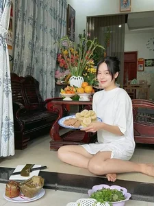 Inside the Cozy Da Nang Family Home of Miss International 2024 Huynh Thi Thanh Thuy - image 4