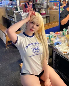 Bold Street Style: Korean Influencer Sparks Debate with Daring Late-Night Fashion Choice - image 3