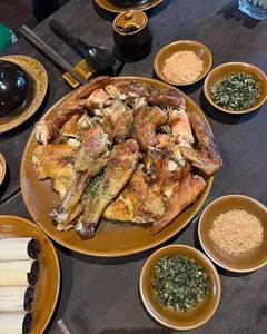 Singer Pham Quynh Anh Explores the Culinary Delights of Buon Ma Thuot - image 1
