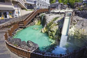 Yumomi: The Traditional Japanese Art of Cooling Onsen Water in Kusatsu - image 4