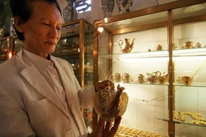 The Extraordinary Life and Legacy of the Famous 3-Ton Gold Tycoon - image 1