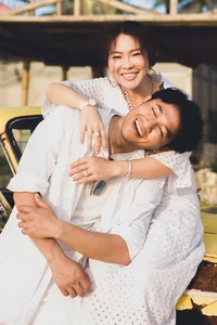 Romantic Couple Photography: Capturing Sweet and Timeless Love Stories - image 17